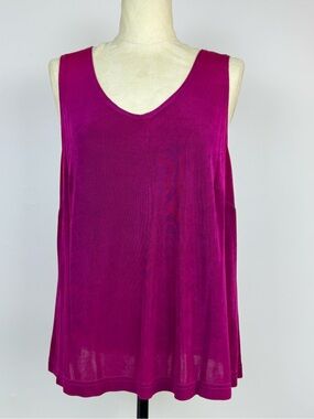 Positive Attitude V-Neck Sleeveless Tank in Magenta